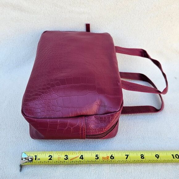 NWOT Red Faux Leather Cosmetic Bag - Picture 3 of 13